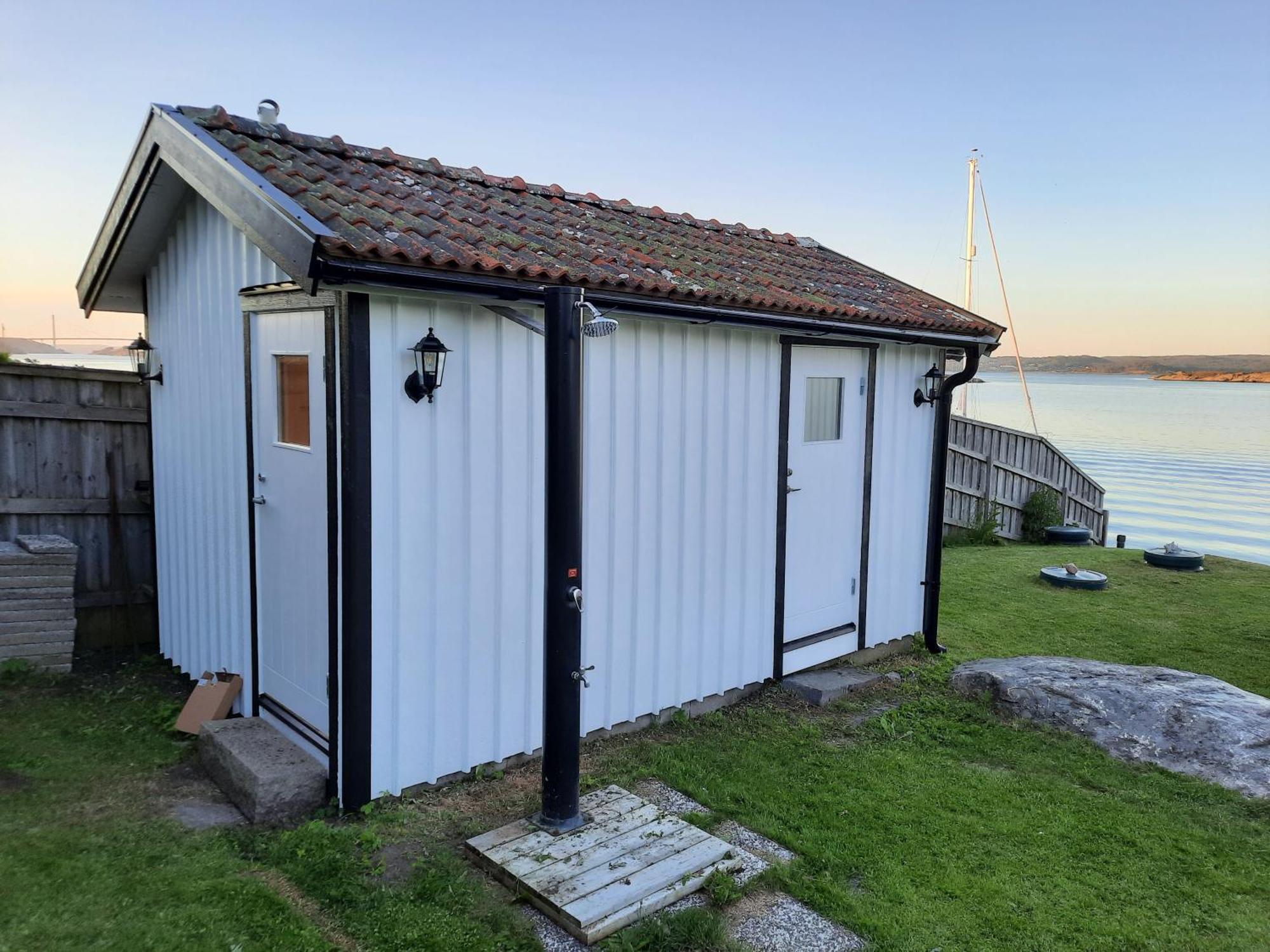 Cabin At The Sea Close To Public Beach With A Jumpingtower Hoviksnas Eksteriør bilde